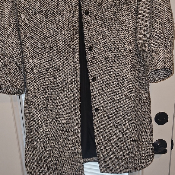 H&M Men's Black and Gray Textured Shirt Jacket - Picture 7 of 9